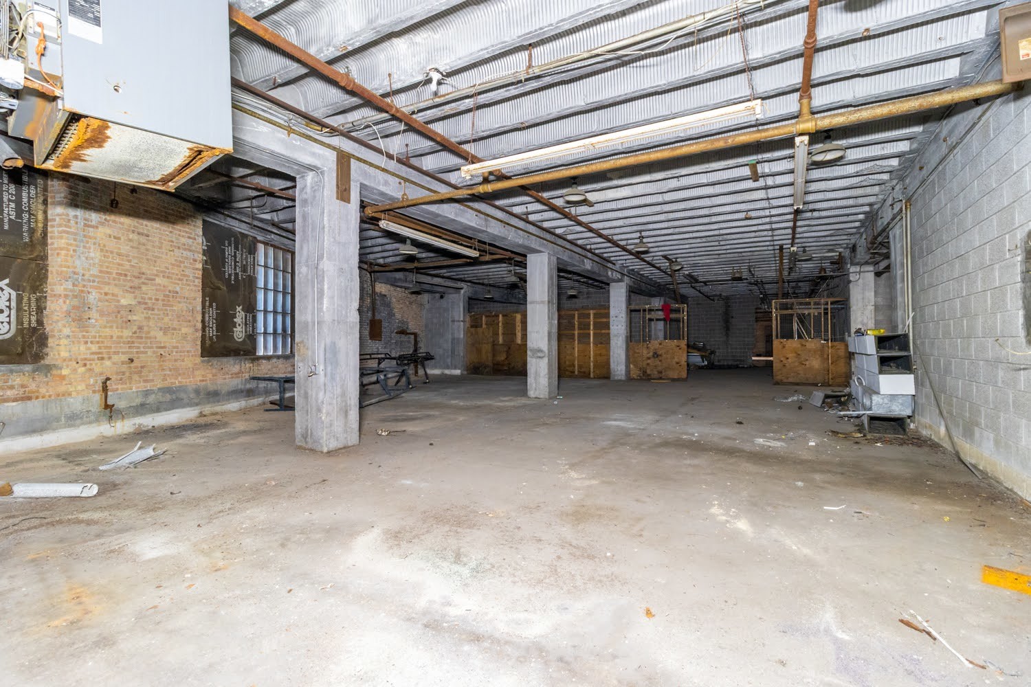 main property photo 29