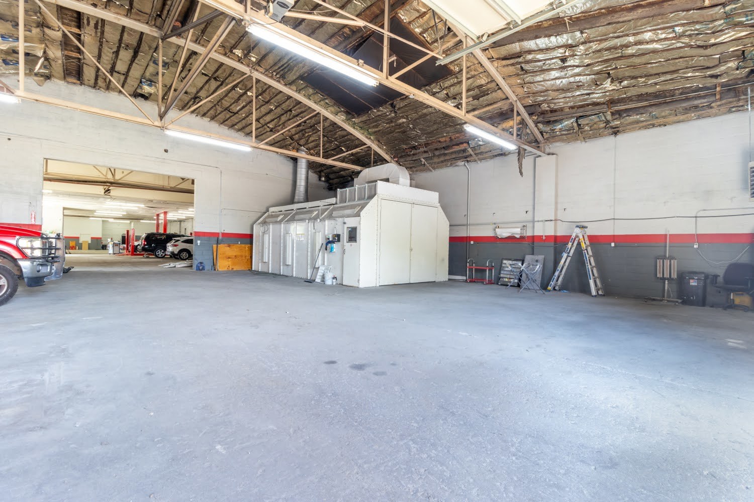 main property photo 19
