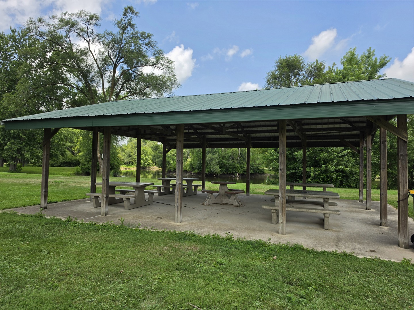 main property photo 13