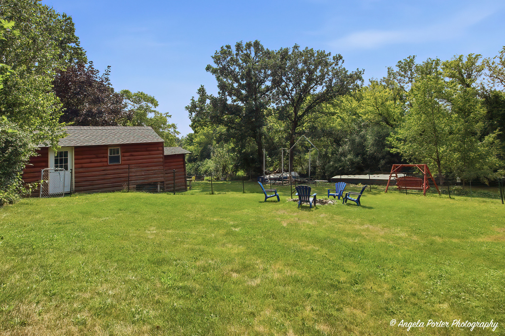 main property photo 30