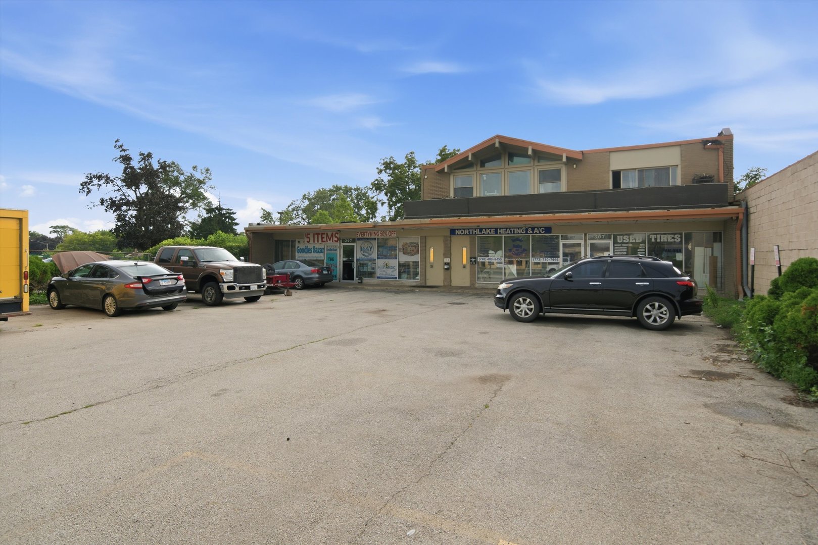 main property photo 12