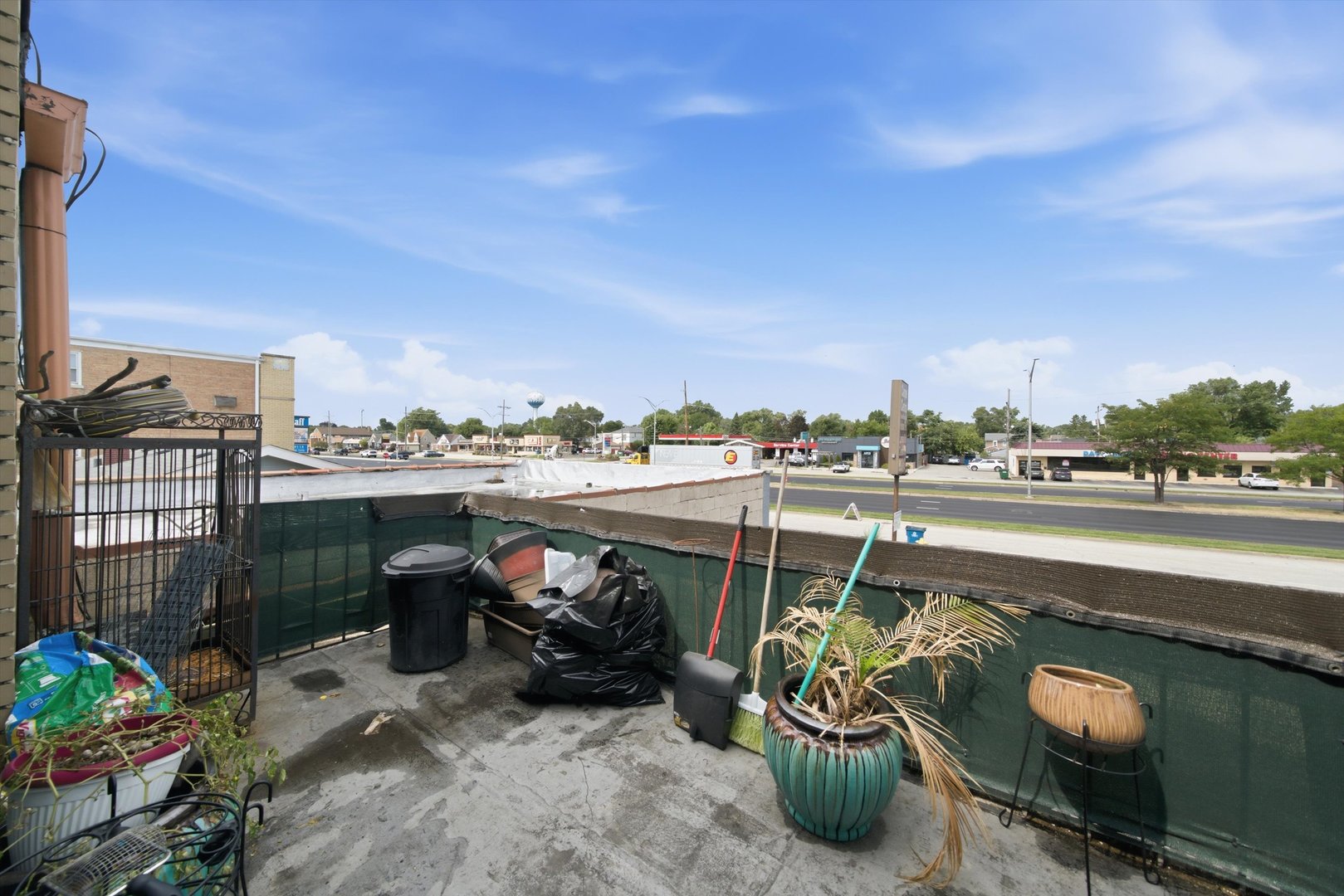 main property photo 18