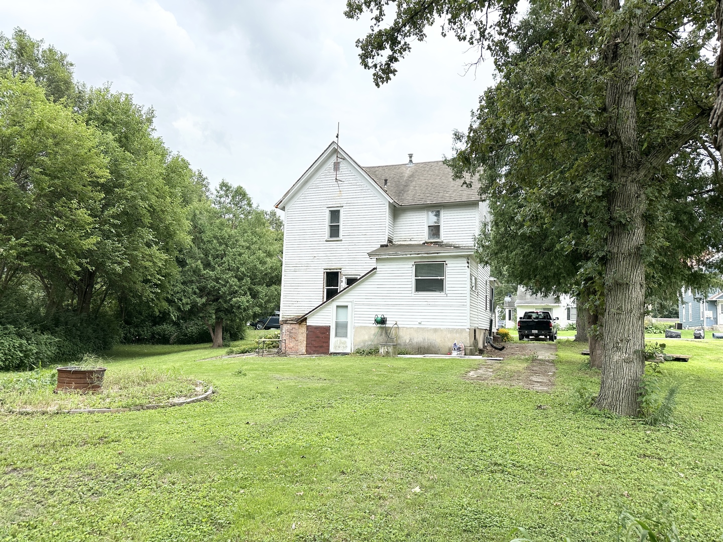 main property photo 24