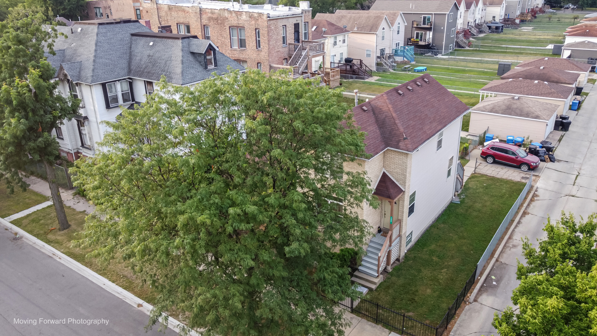 main property photo 2