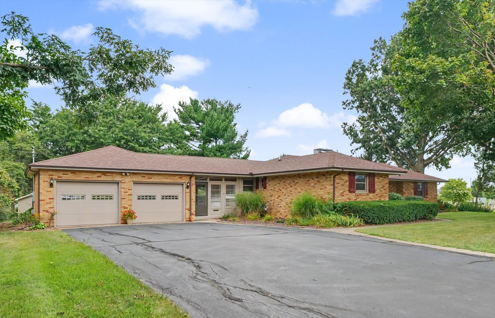 main property photo 53