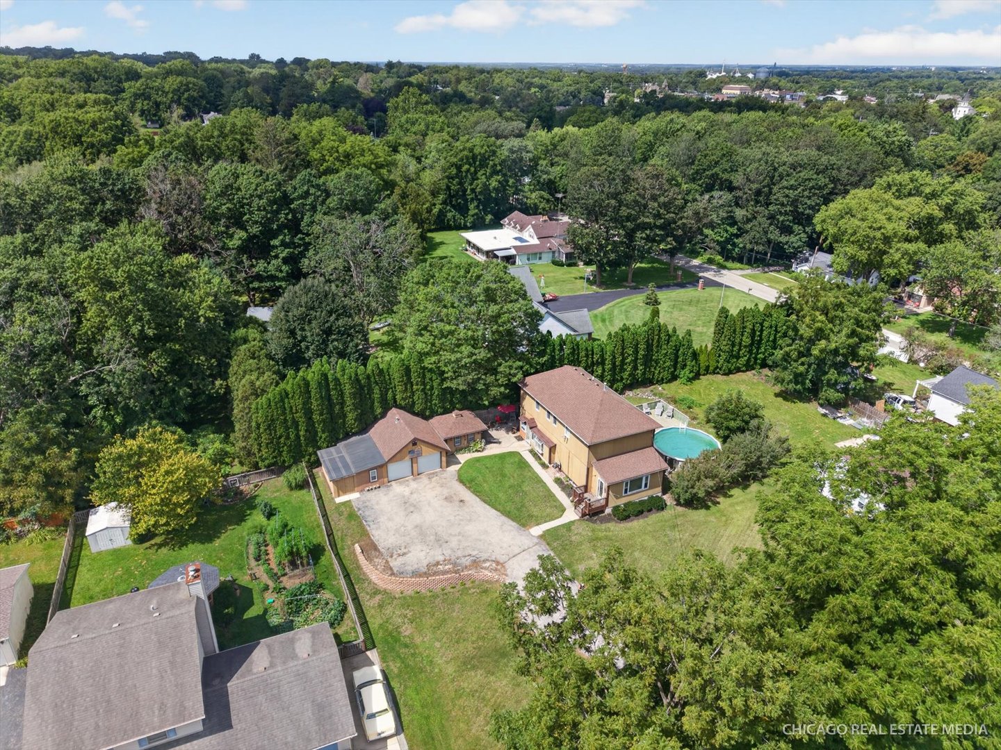 main property photo 23