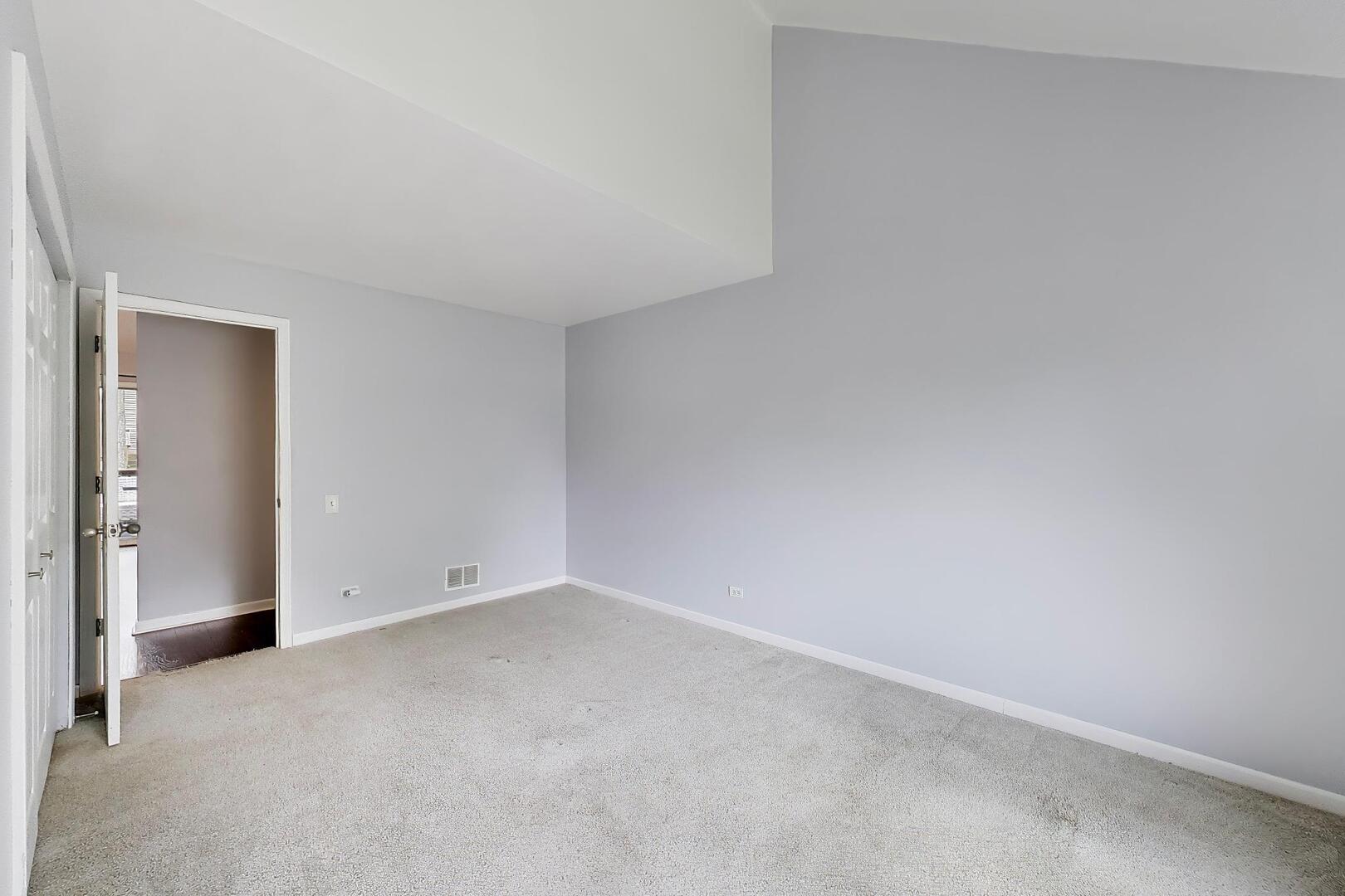 property viewer photo 10