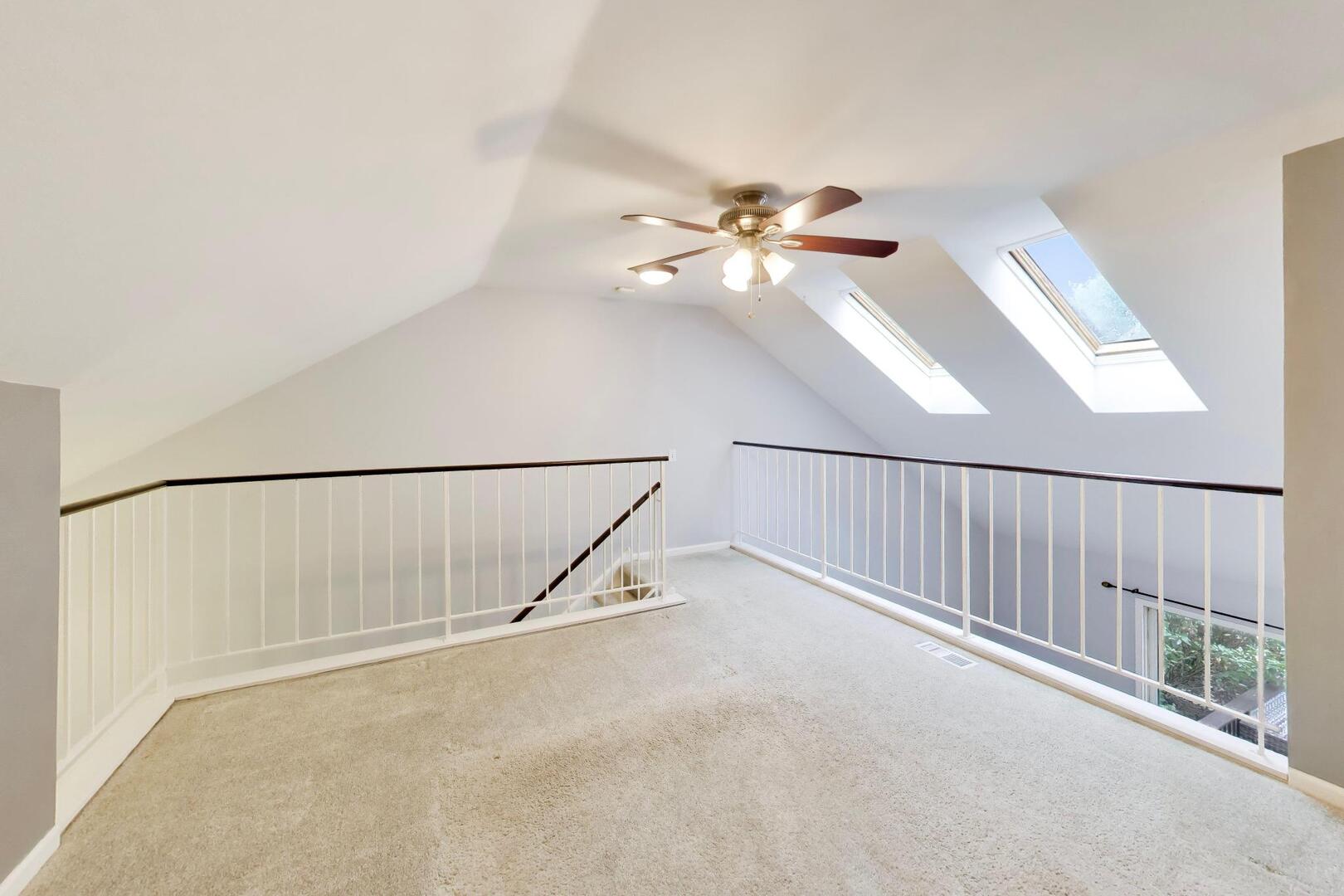 property viewer photo 13