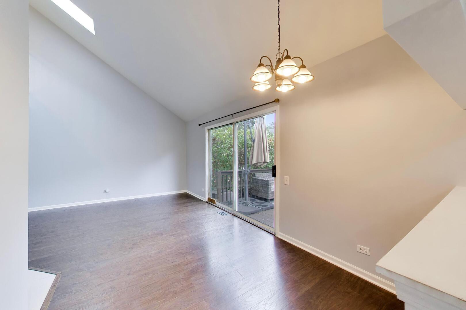 property viewer photo 5