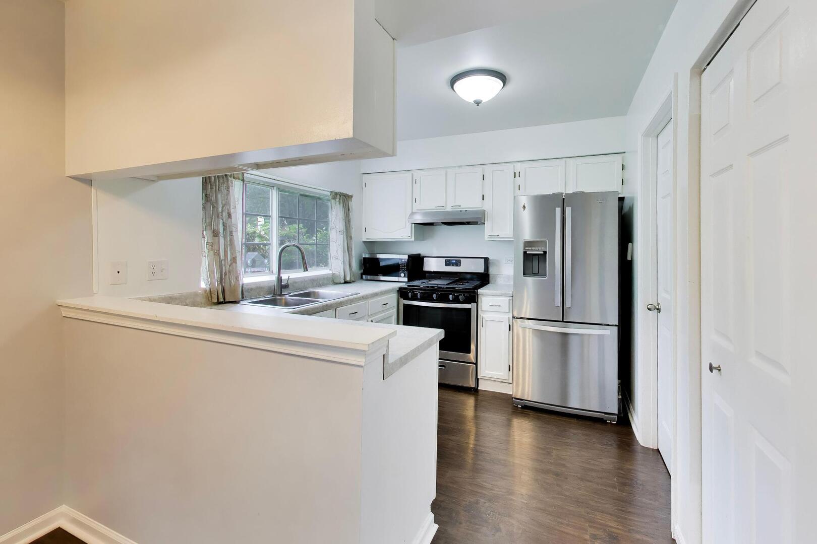 property viewer photo 6