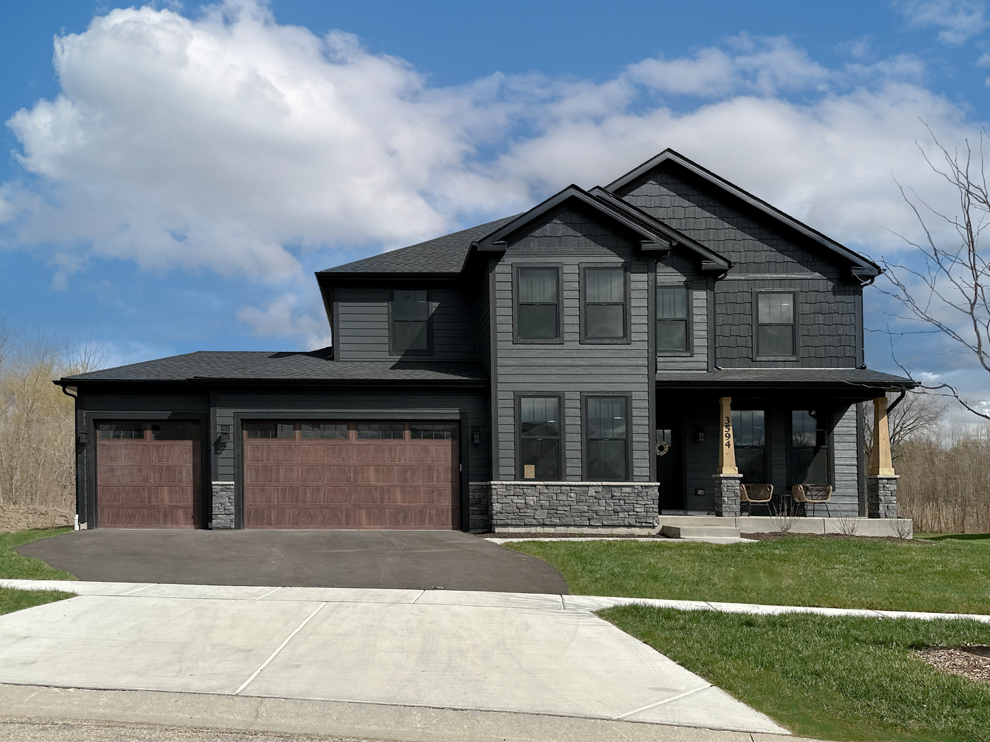main property photo 0