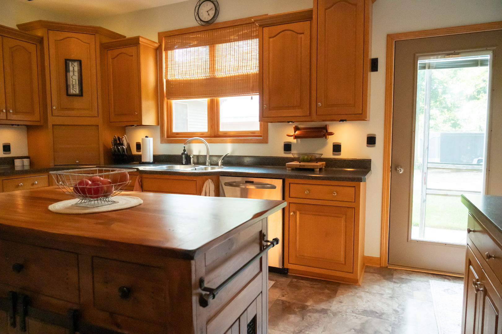 main property photo 19