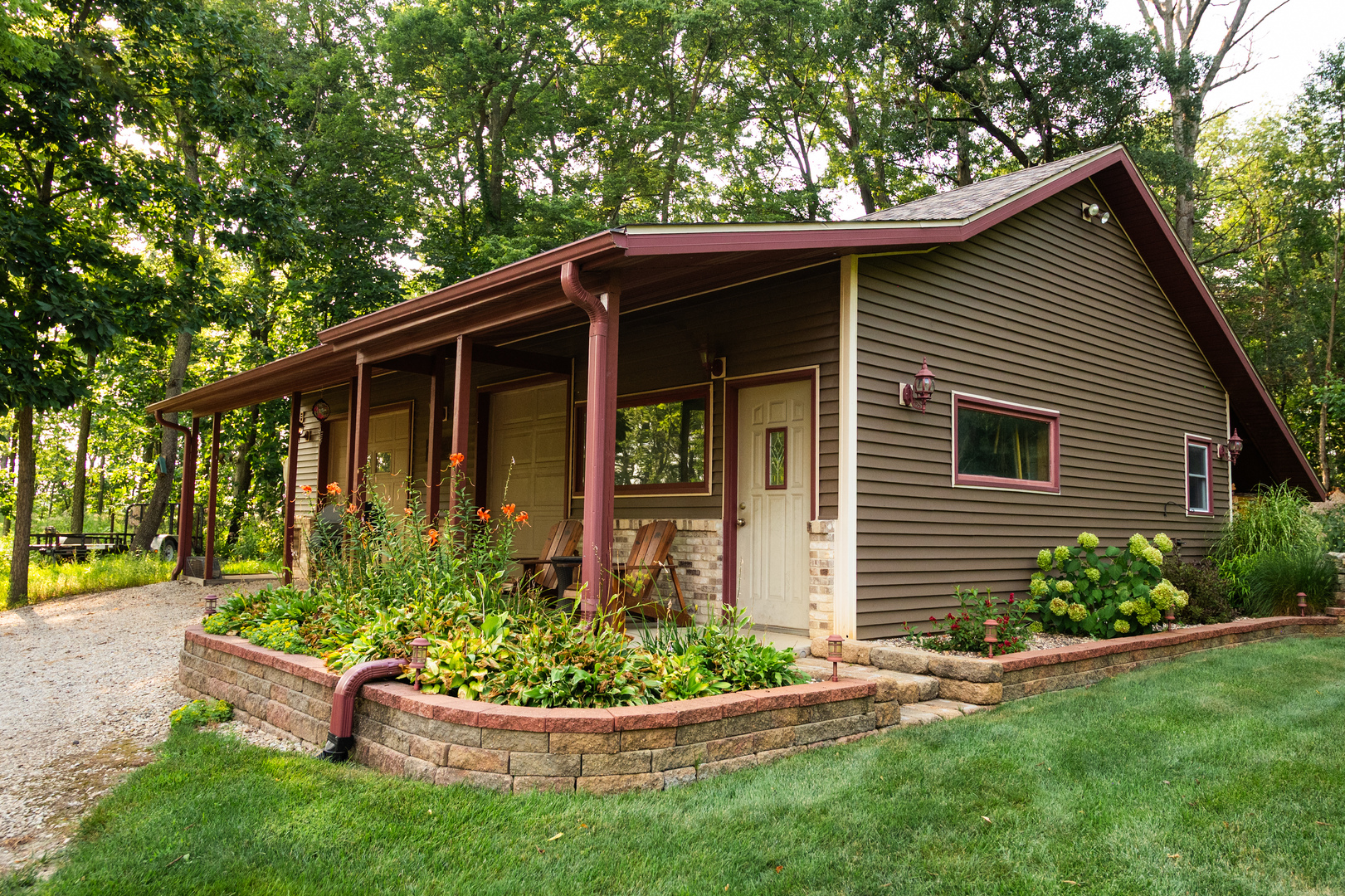 main property photo 81