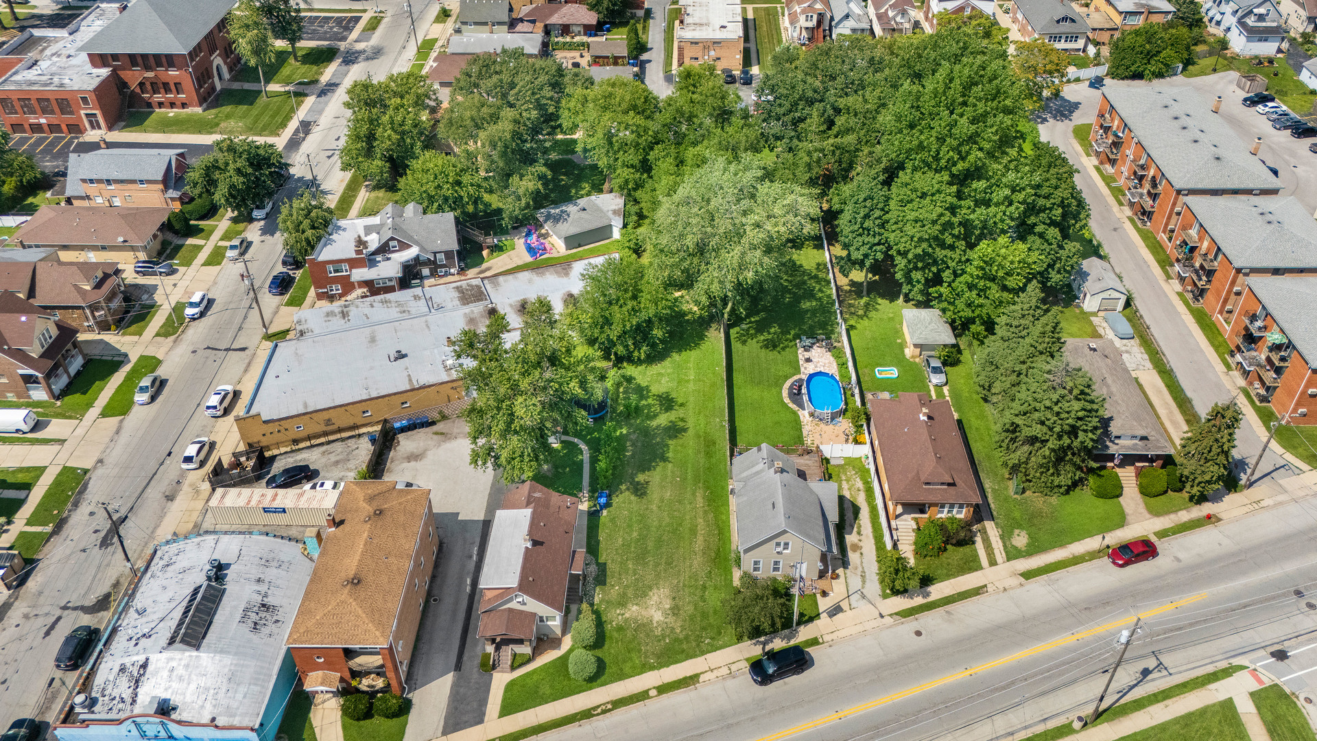 main property photo 3