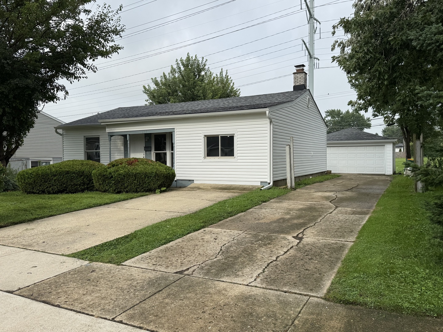 main property photo 3