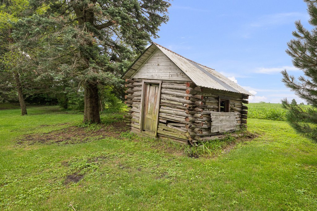 main property photo 43