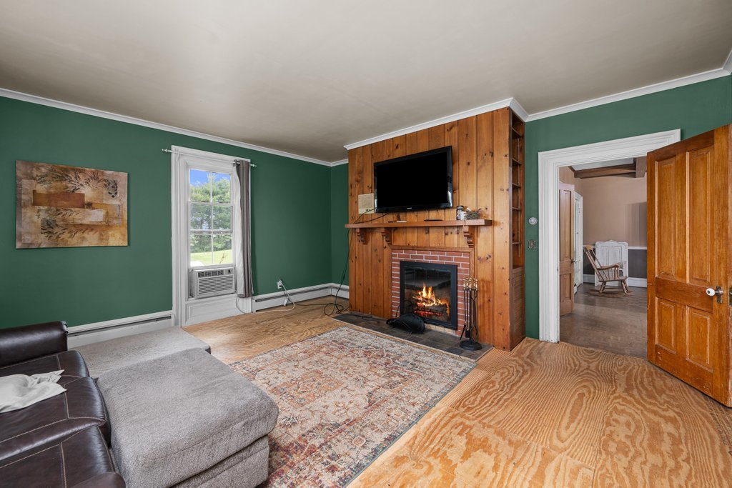 main property photo 6