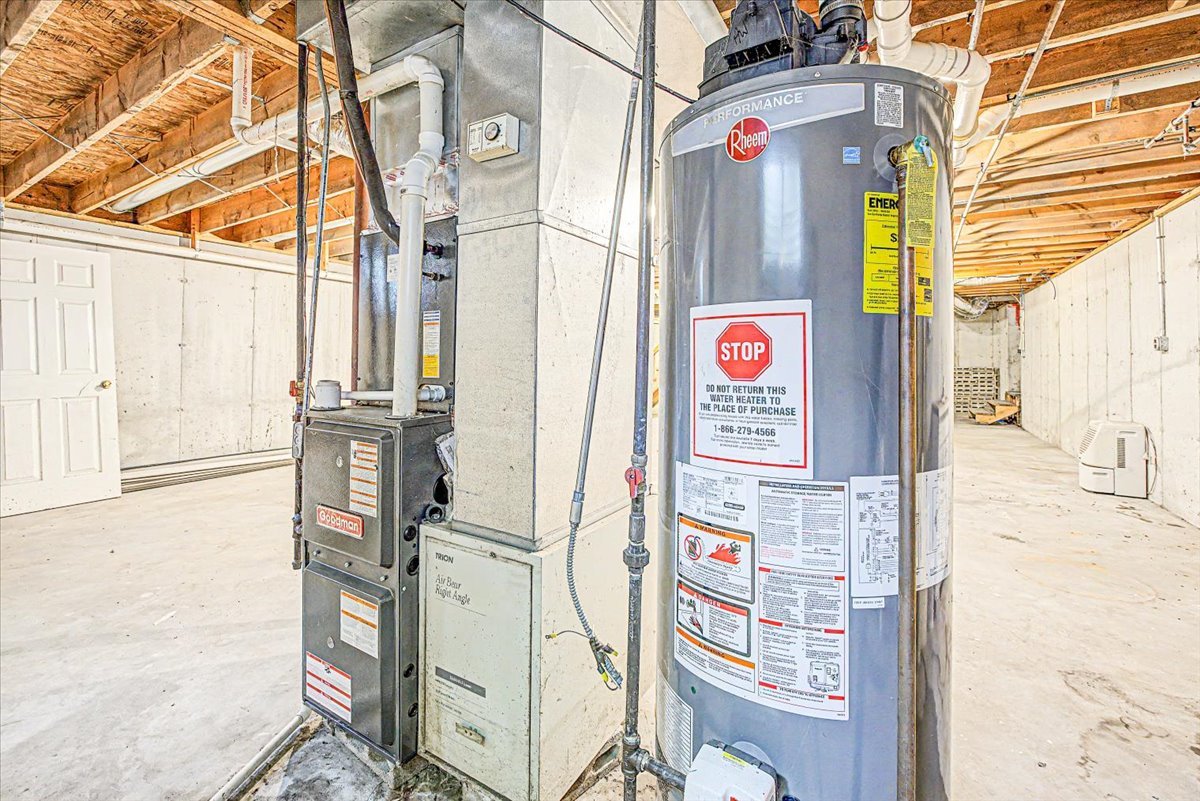 main property photo 50