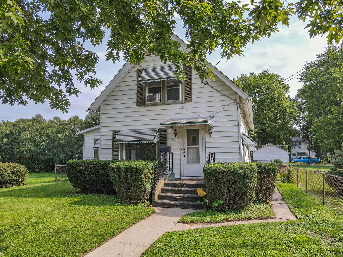 main property photo 1