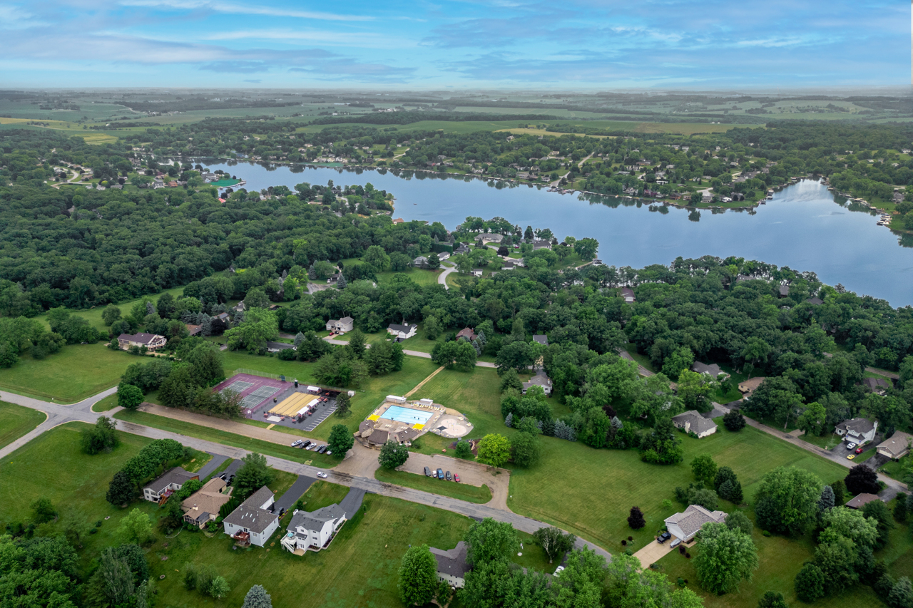 main property photo 44