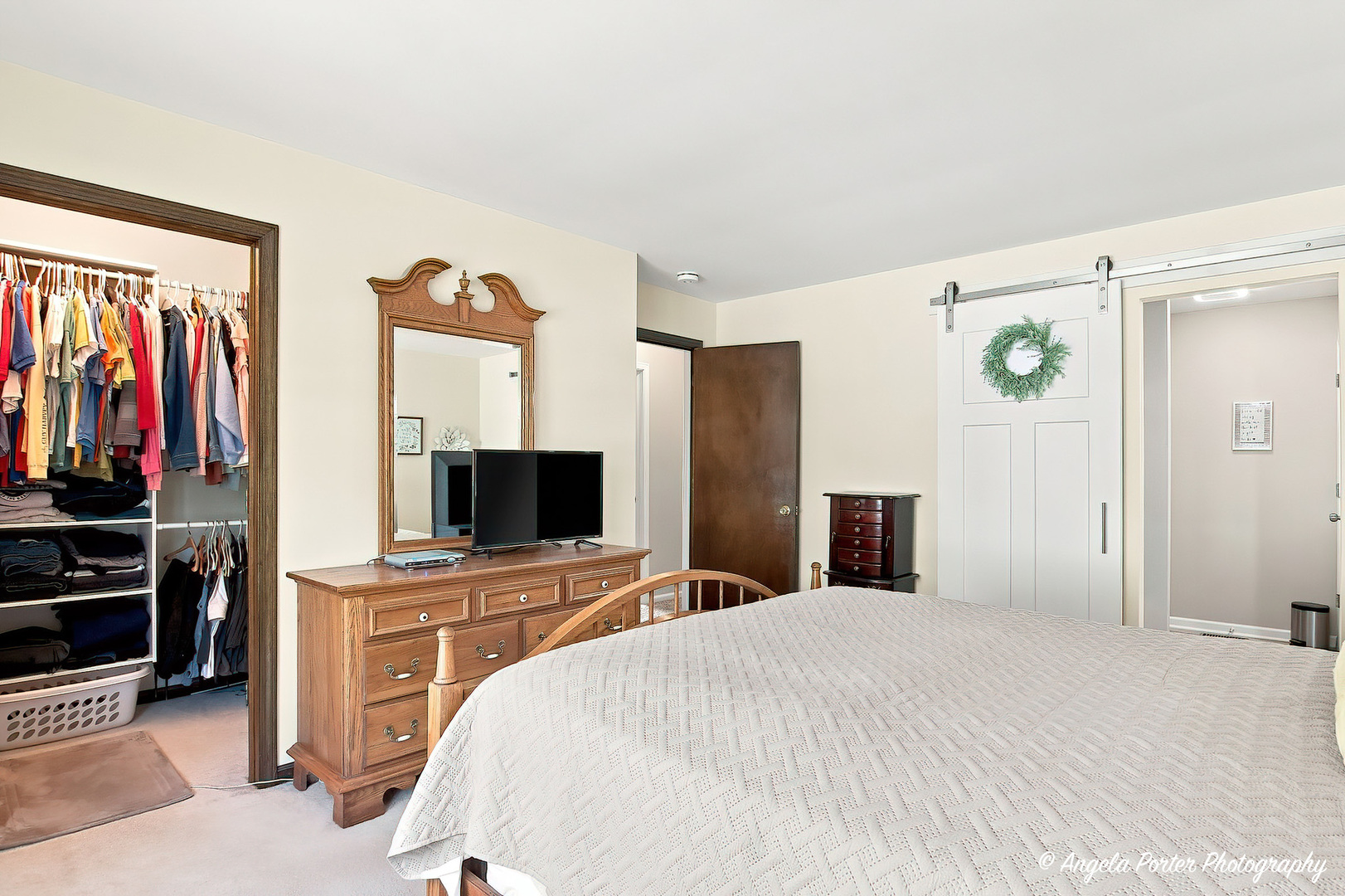 main property photo 12