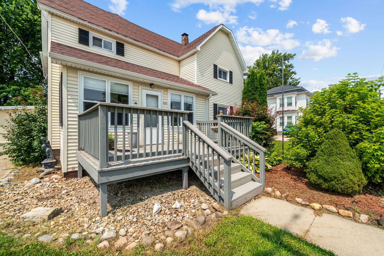 main property photo 43