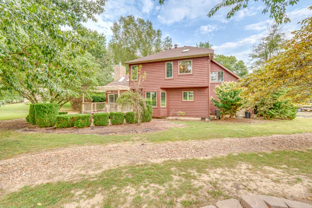 main property photo 45