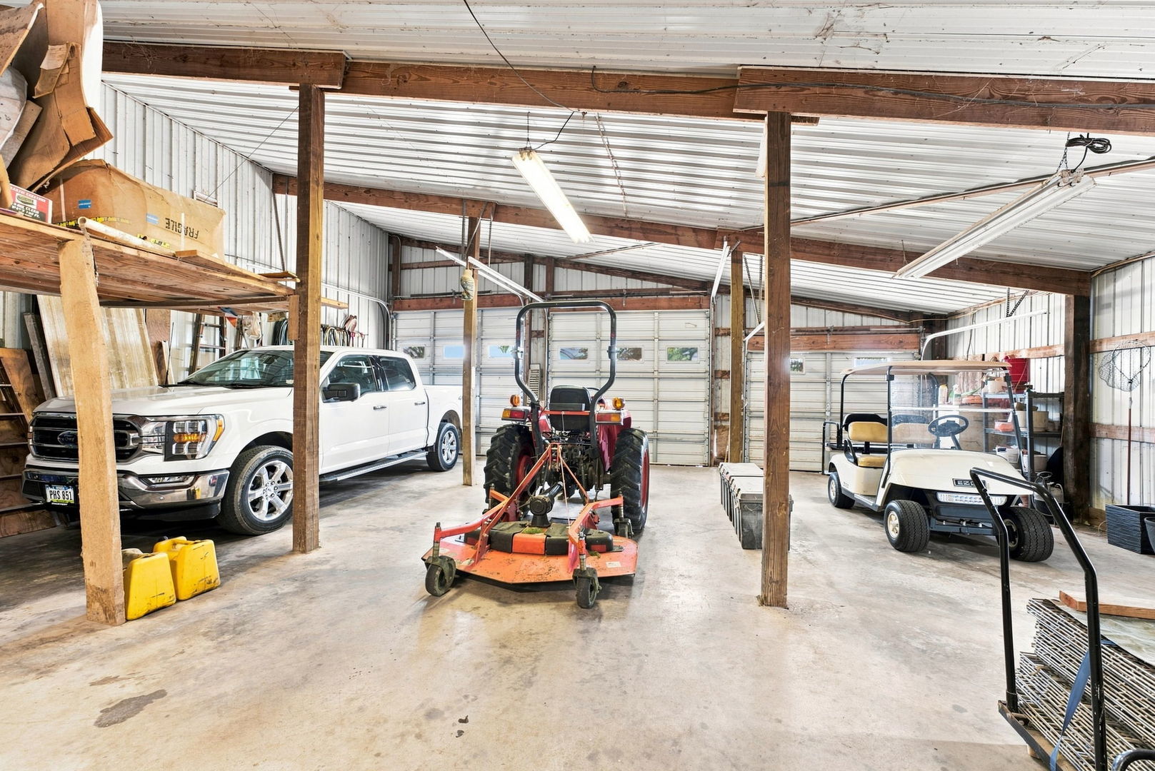 main property photo 35