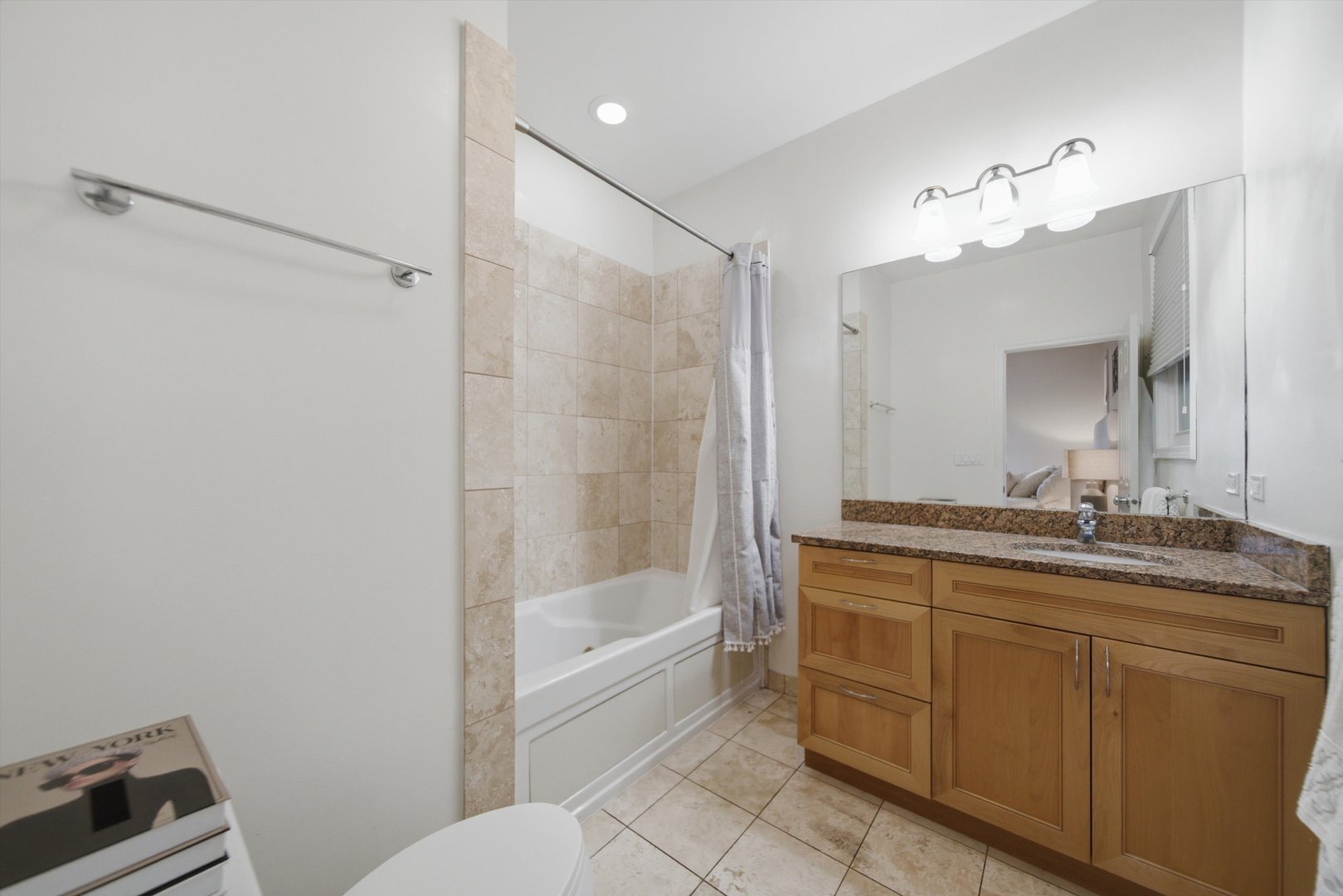 property viewer photo 10