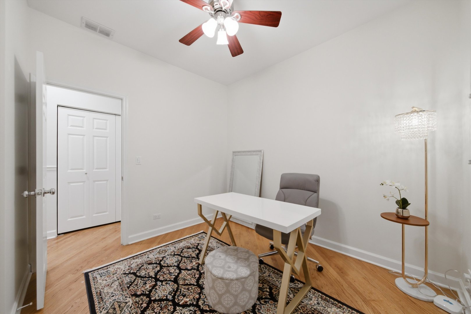 property viewer photo 11