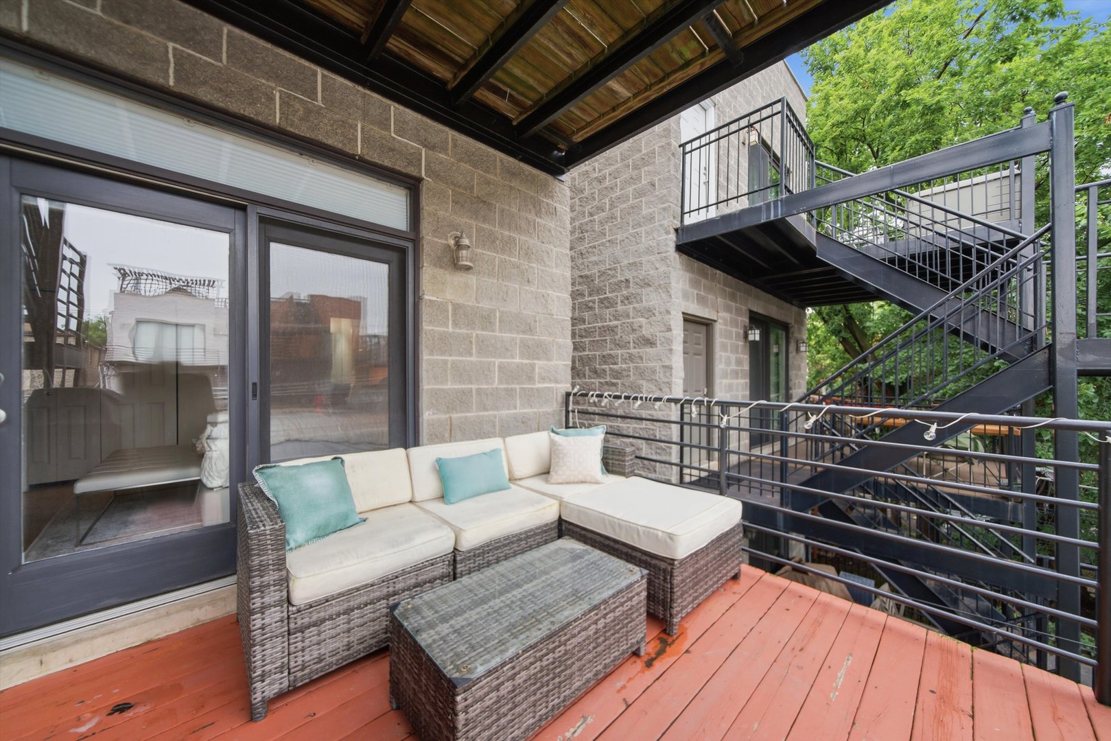 property viewer photo 17