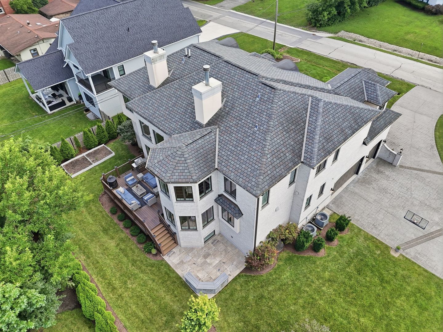 main property photo 78