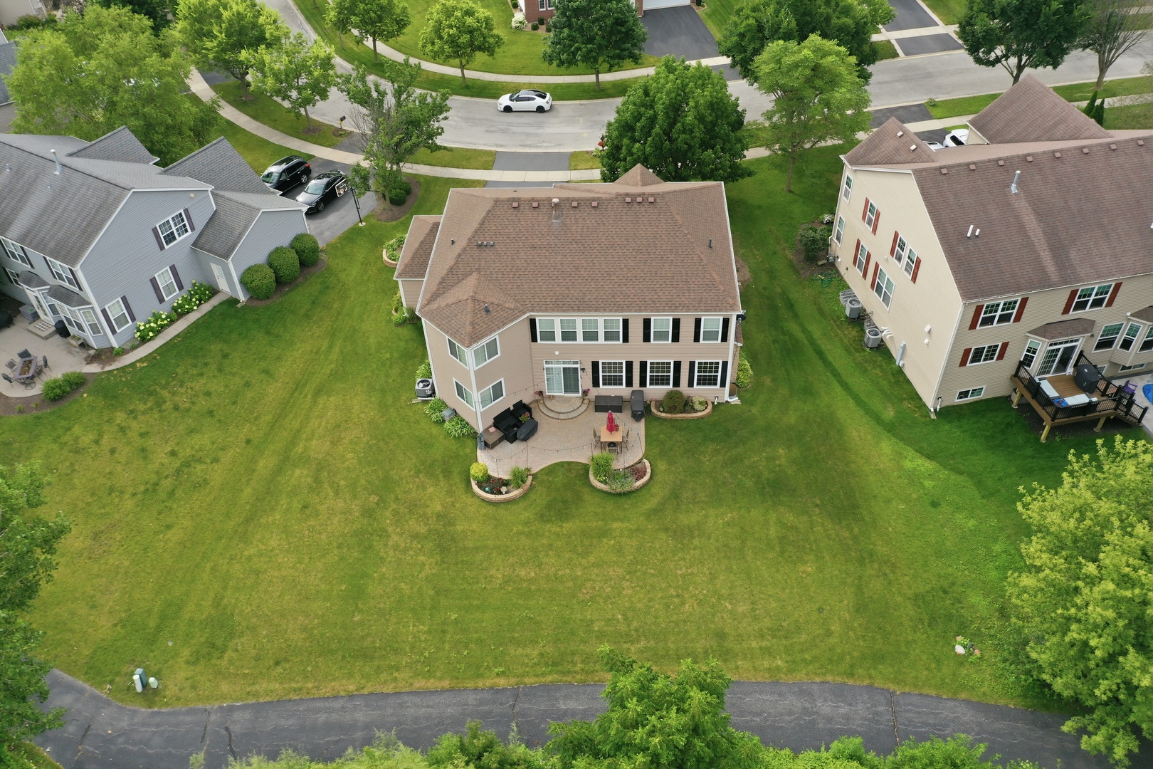 main property photo 40