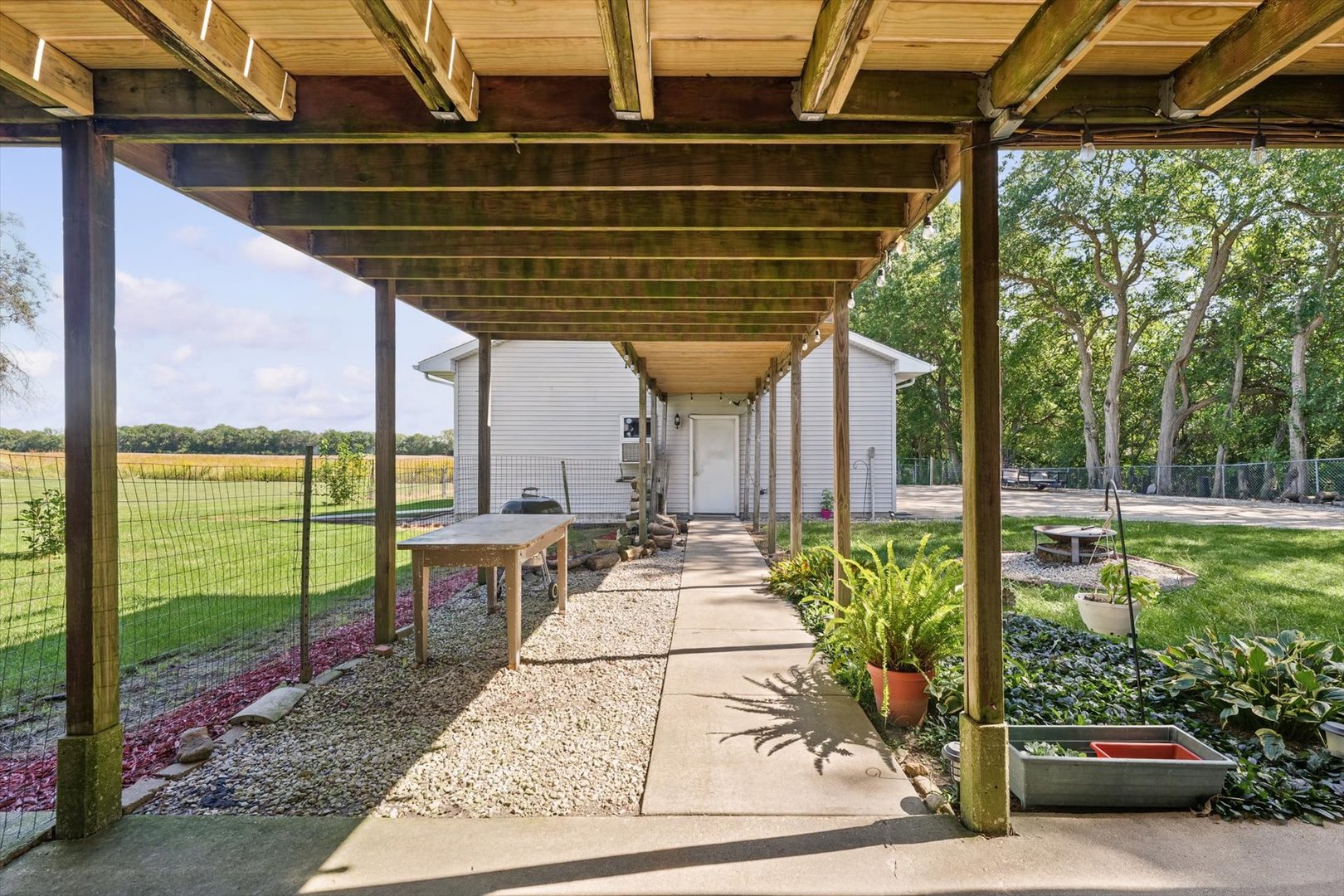 main property photo 35