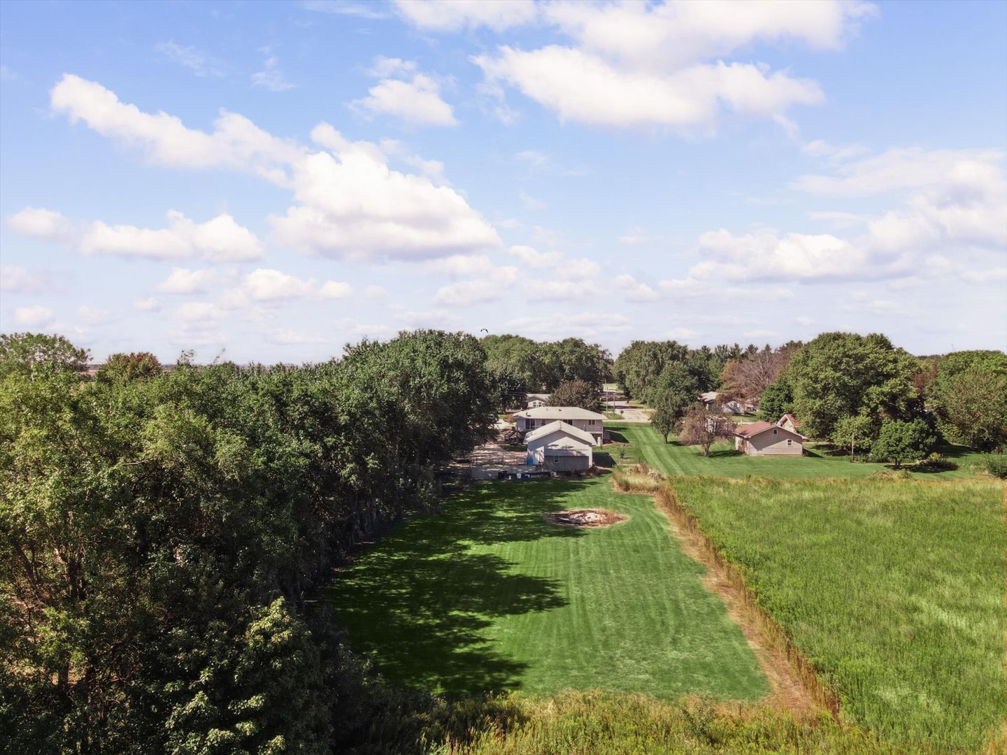 main property photo 41