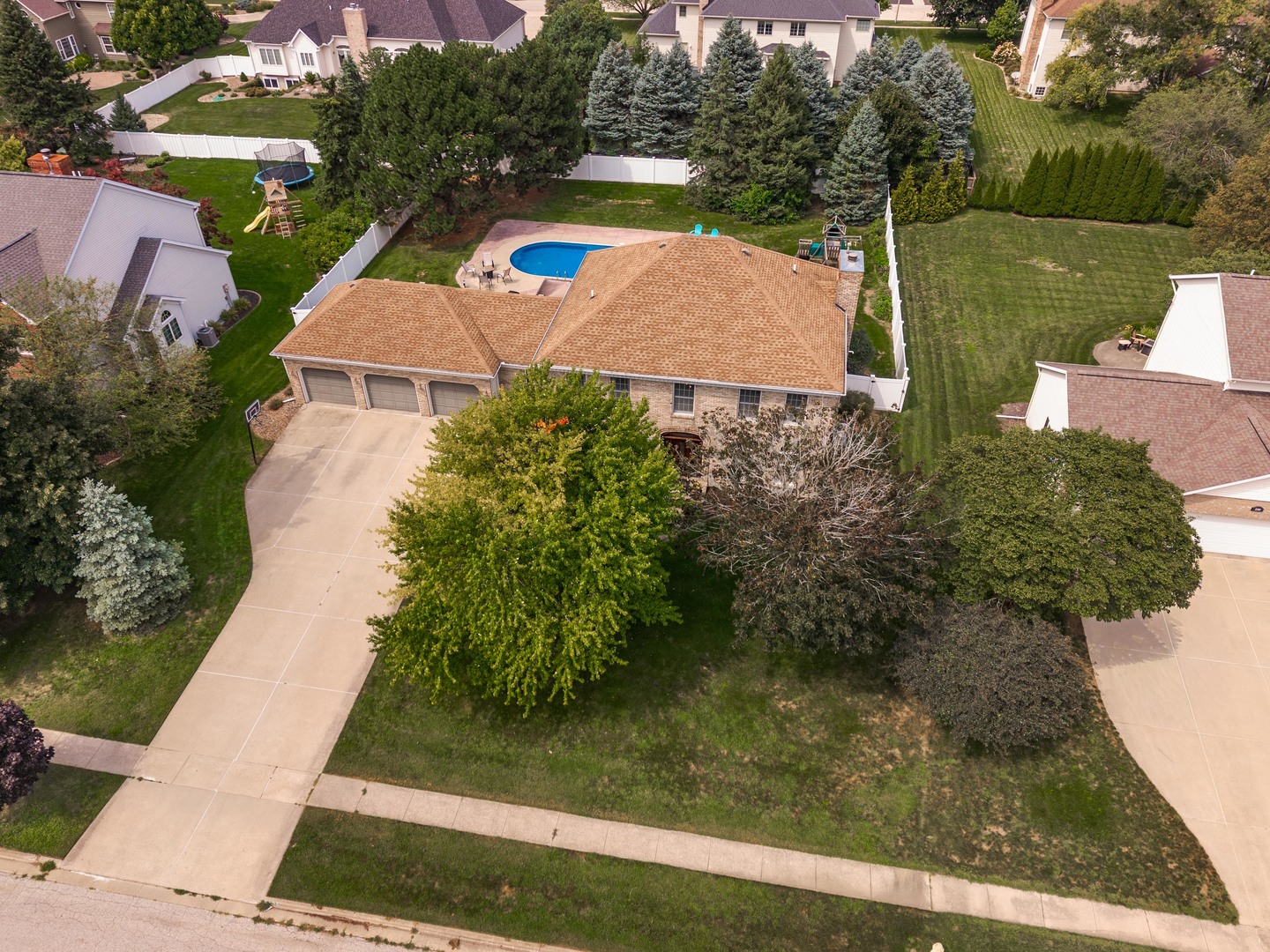 main property photo 71