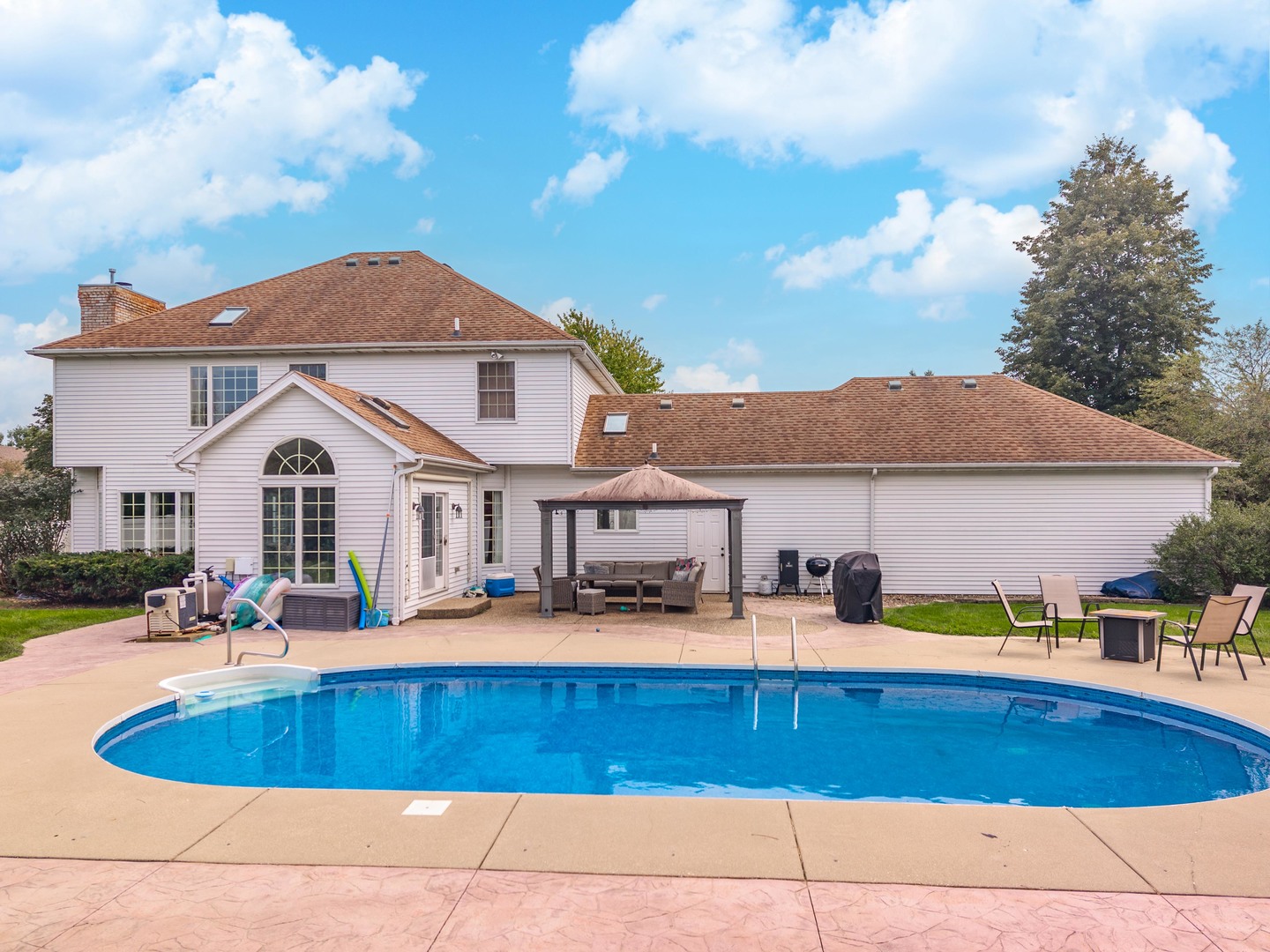 main property photo 80