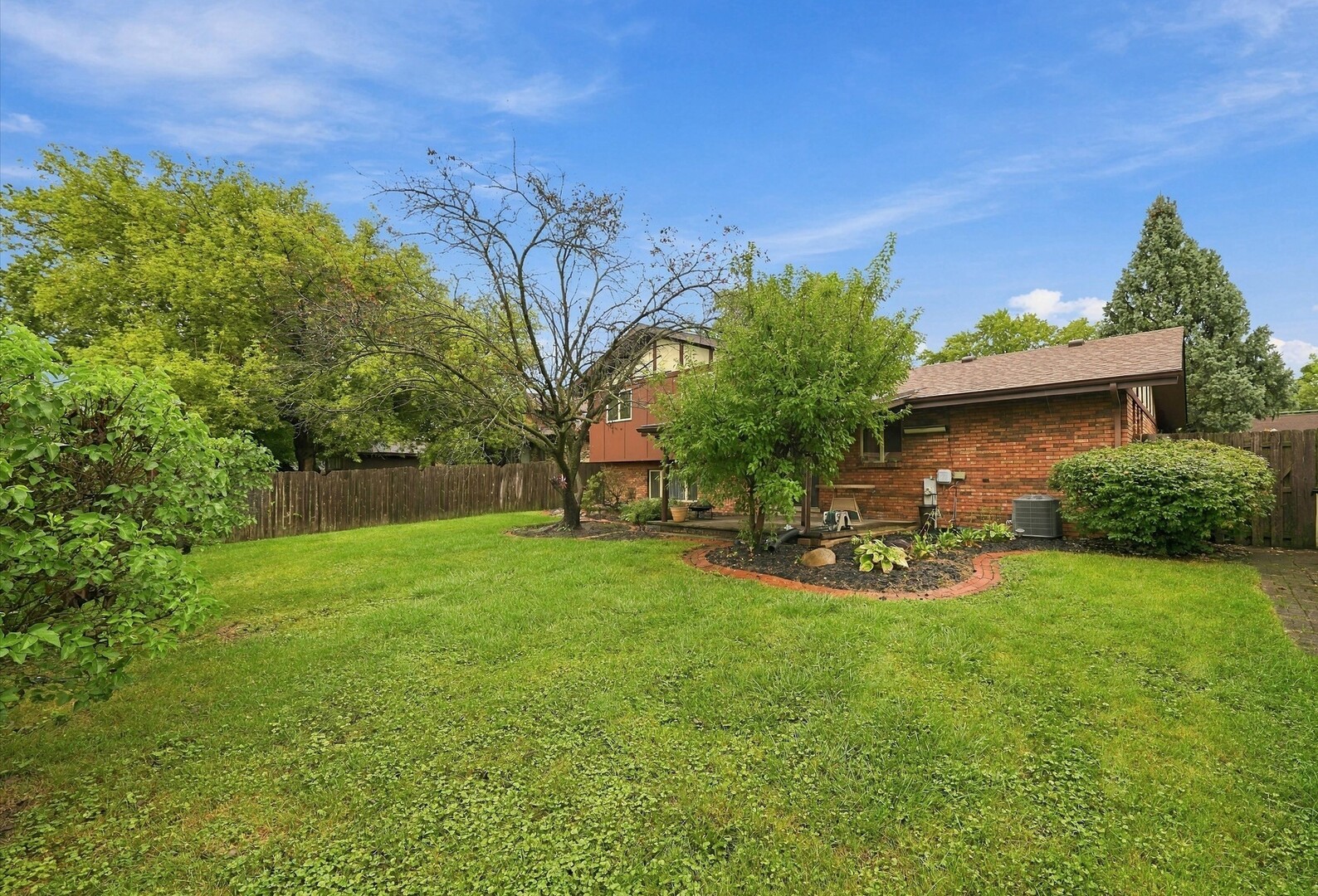 main property photo 20