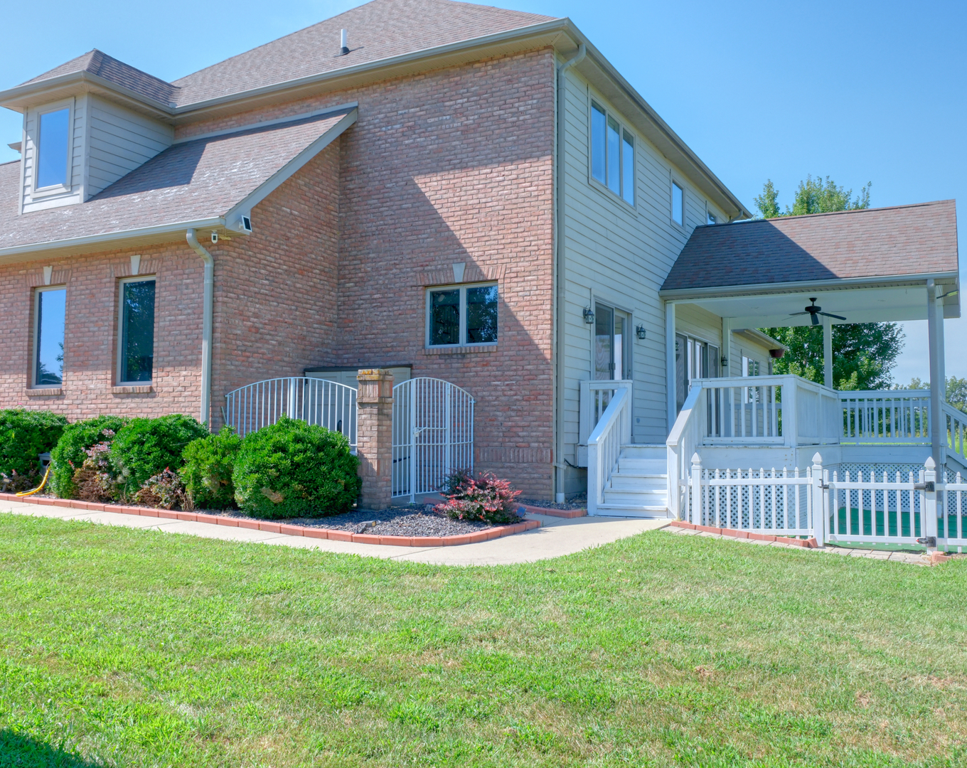 main property photo 23