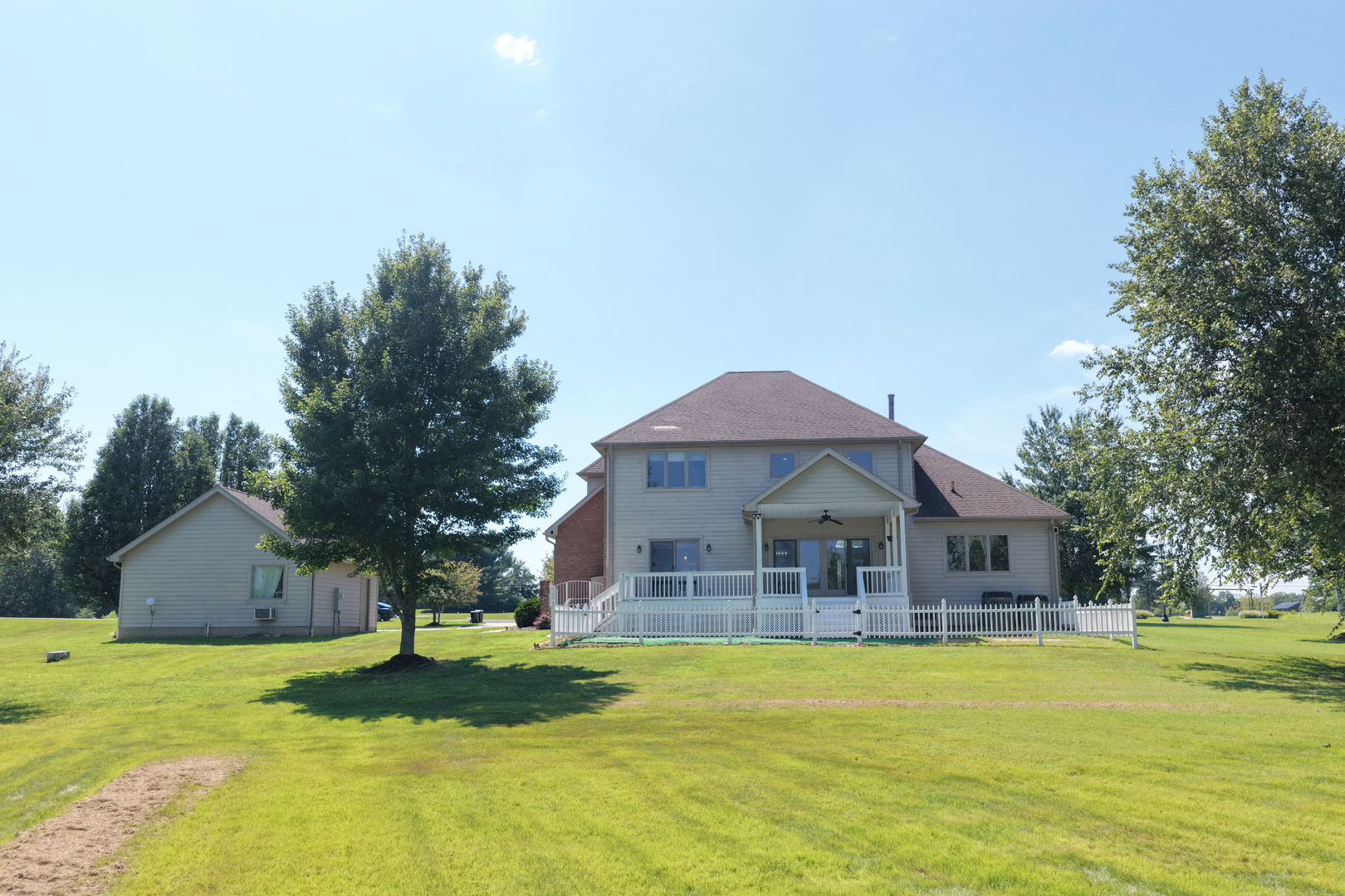 main property photo 49