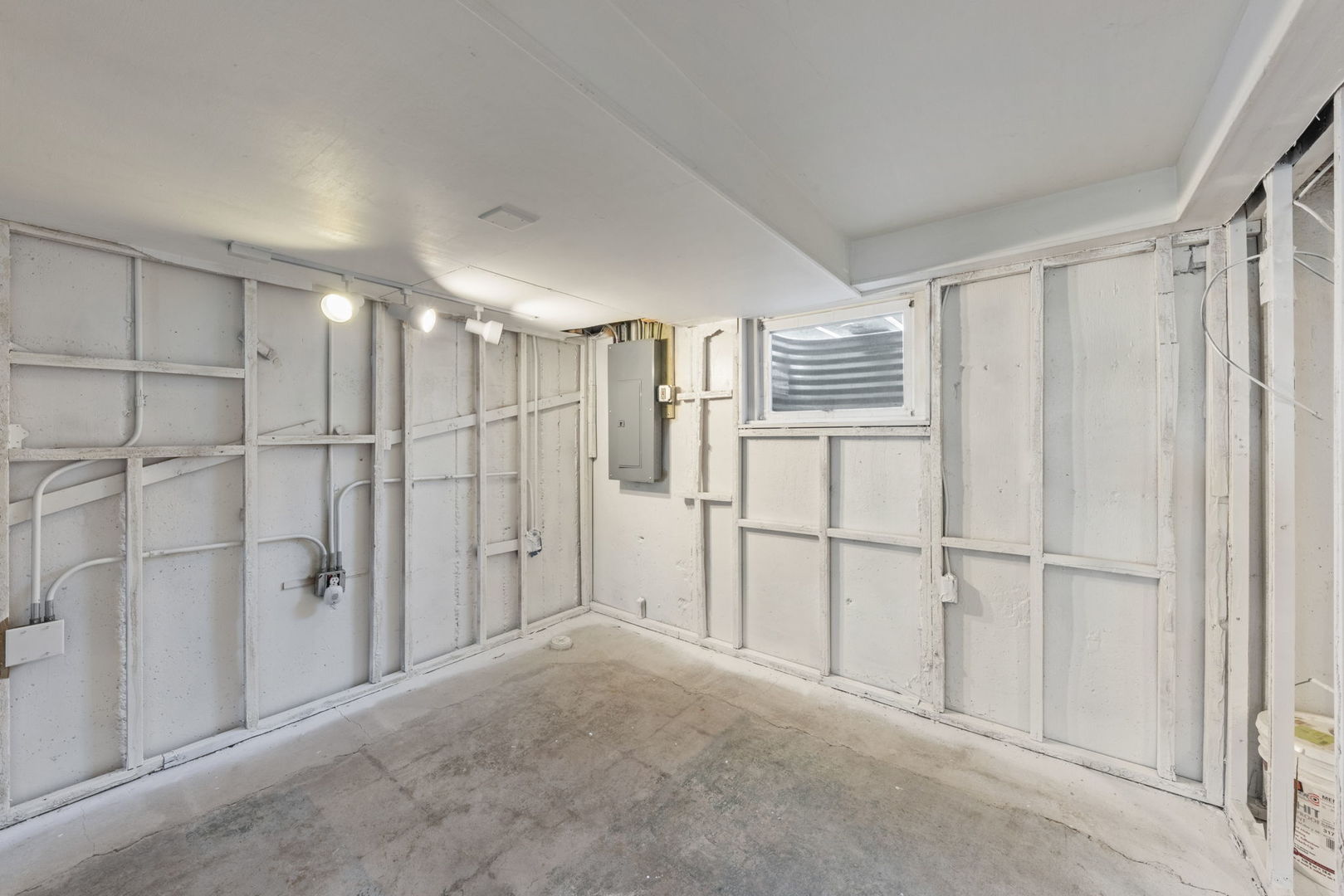 property viewer photo 13