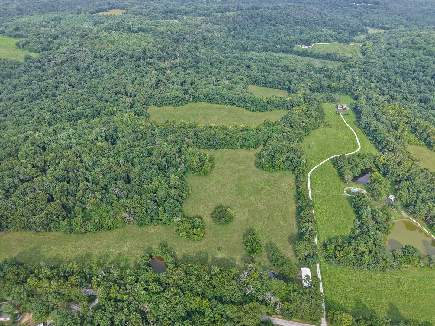 main property photo 10