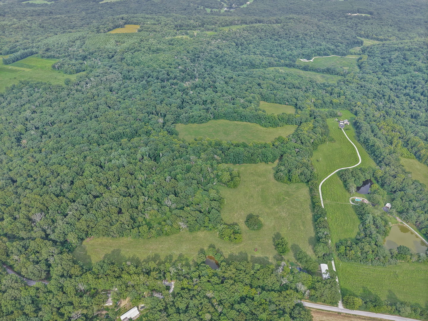 main property photo 8
