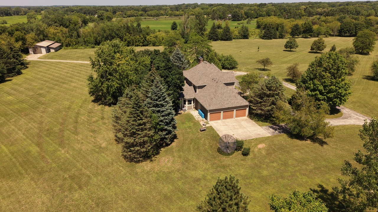 main property photo 60