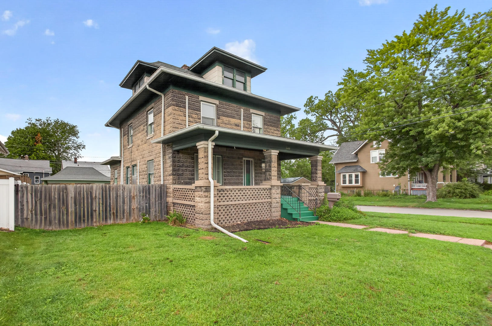 main property photo 1