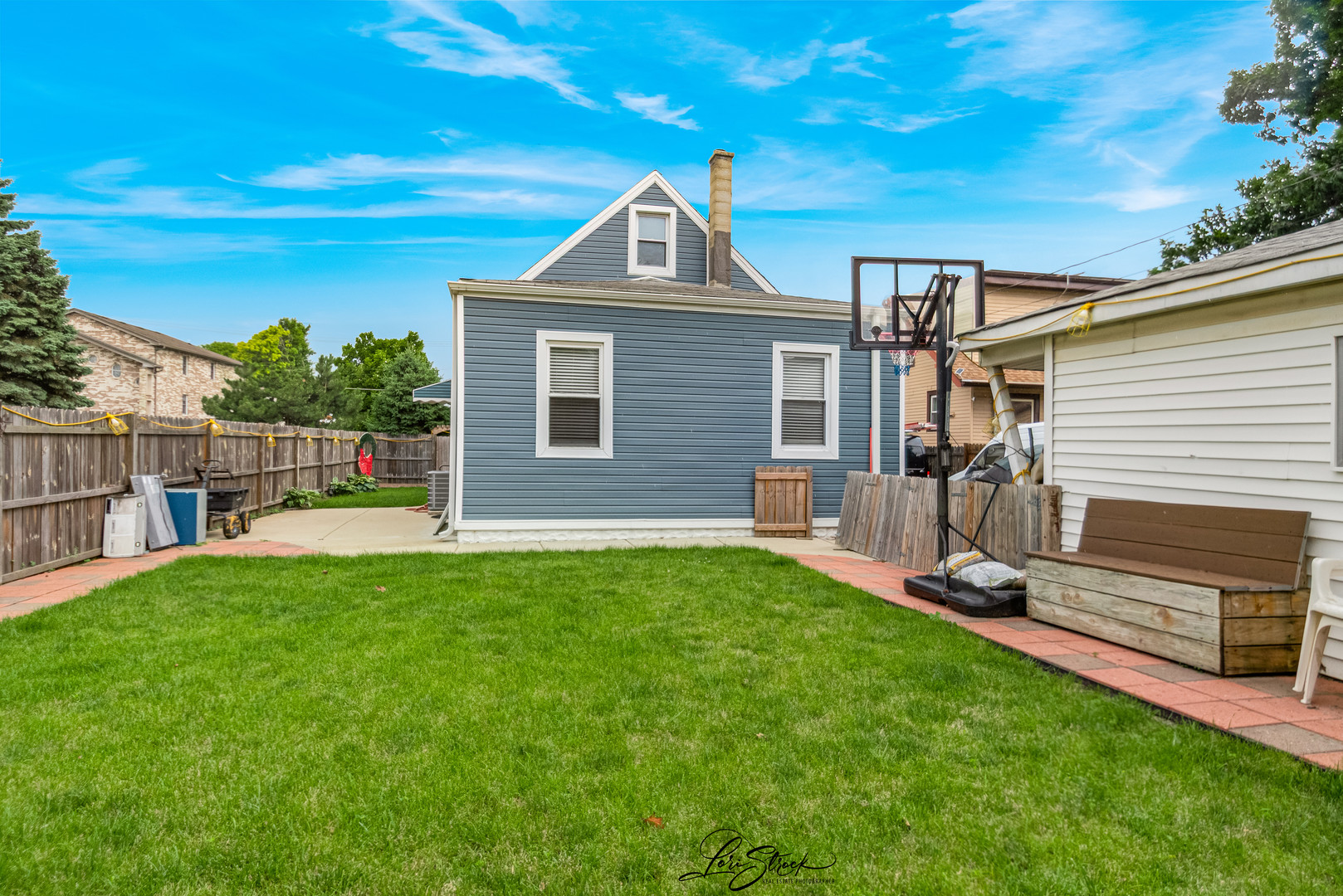 main property photo 27