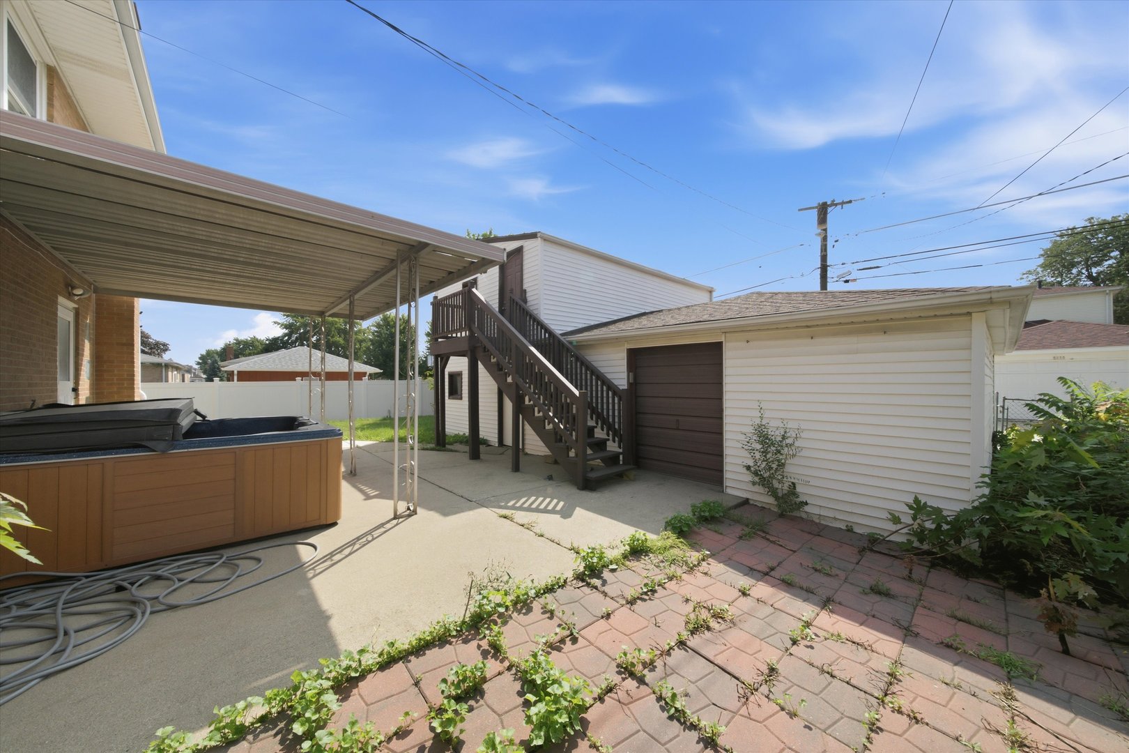 main property photo 36