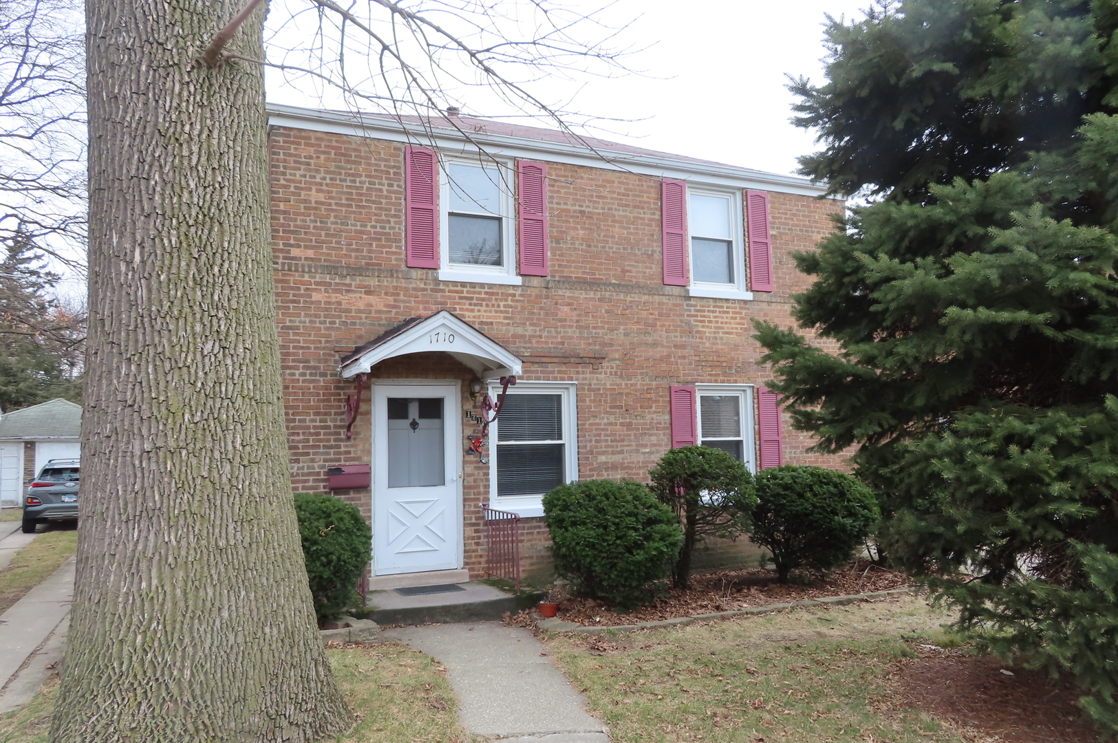 main property photo 43