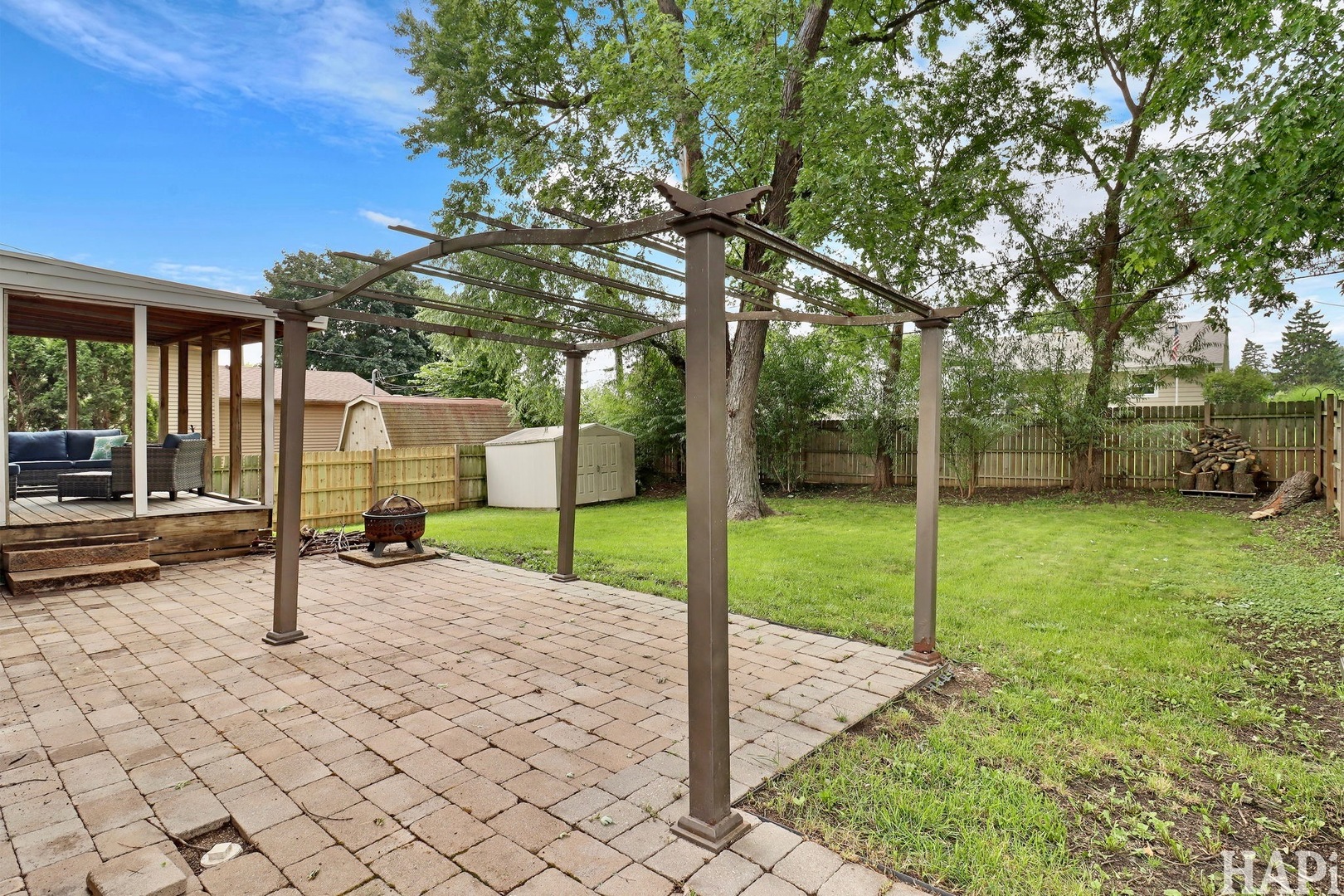 main property photo 25