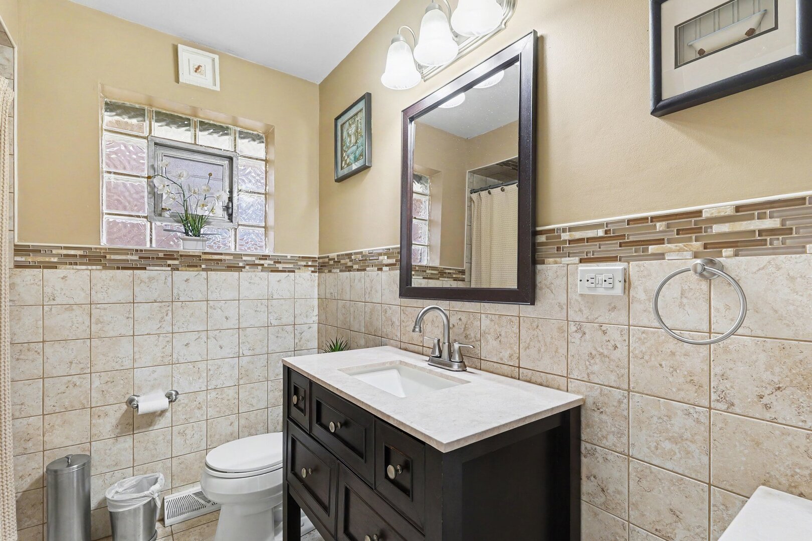 property viewer photo 10